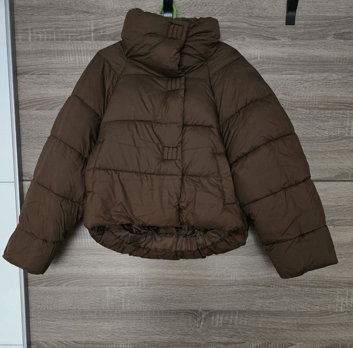 Зимно,късо пухено яке,кафяво