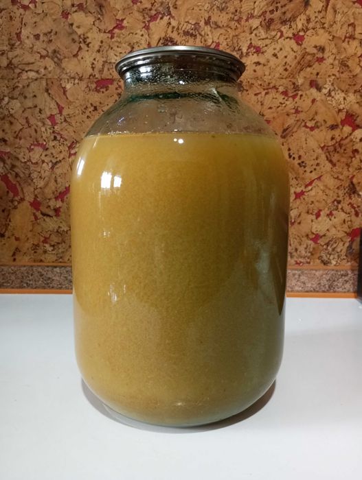 Сок яблочный домашний