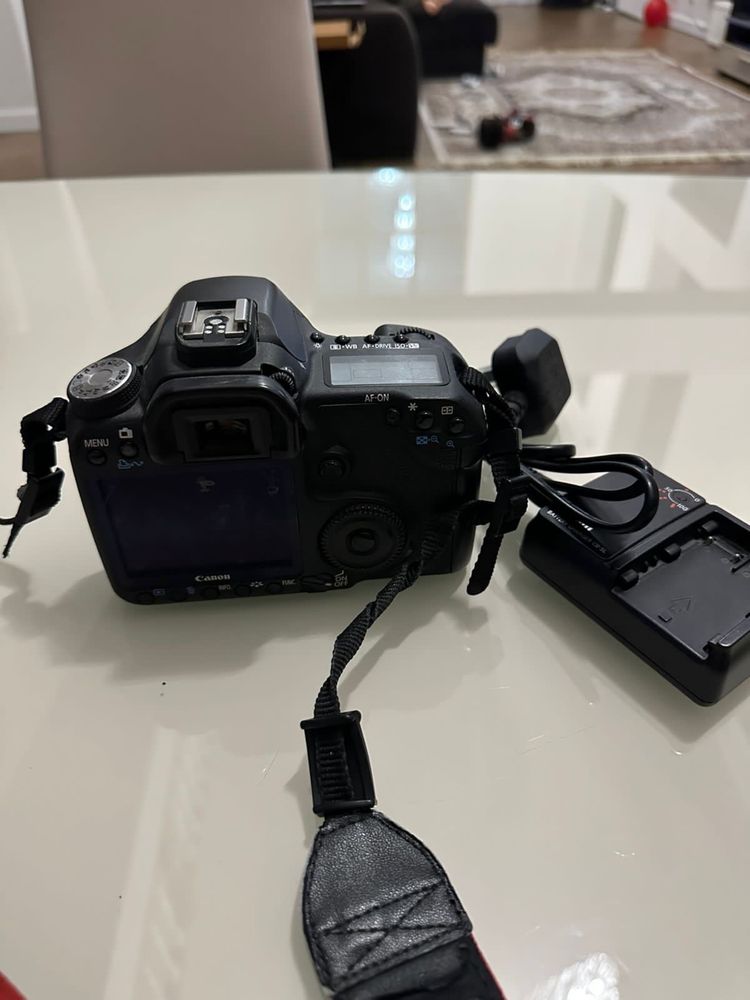 Canon EOS 50D фотоаппарат