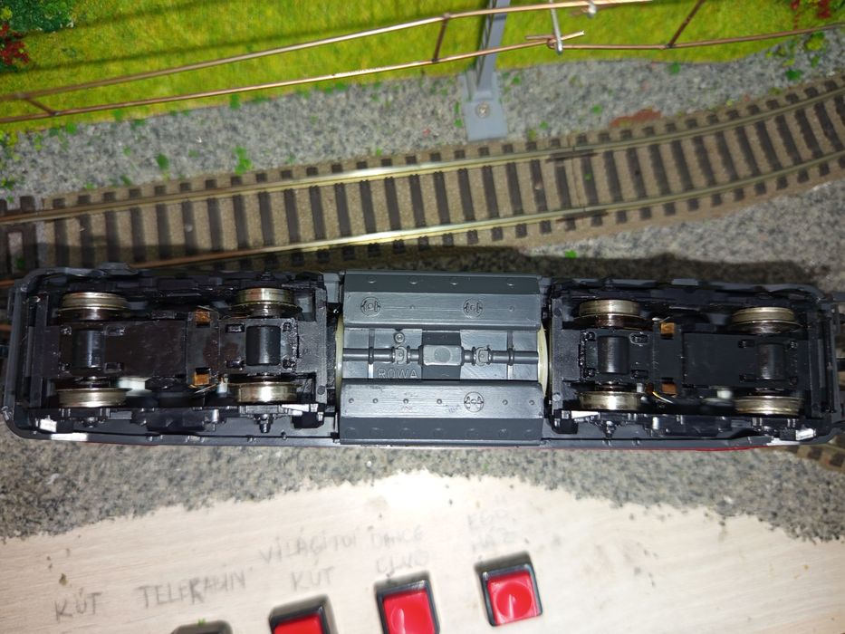 Locomotiva diesel HO V 216 Rowa trenulețe diorama roco