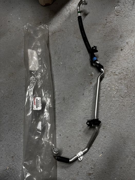 Conductă ac toyota .cod:88704-okf60.