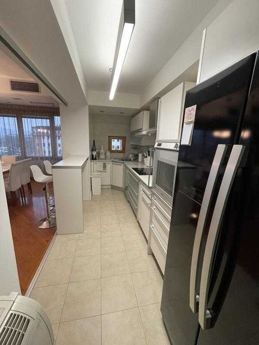 Дава се под наем Двустаен апартамент в Бургас, Изгрев - 64 кв.м за 204 € - Снимка #1