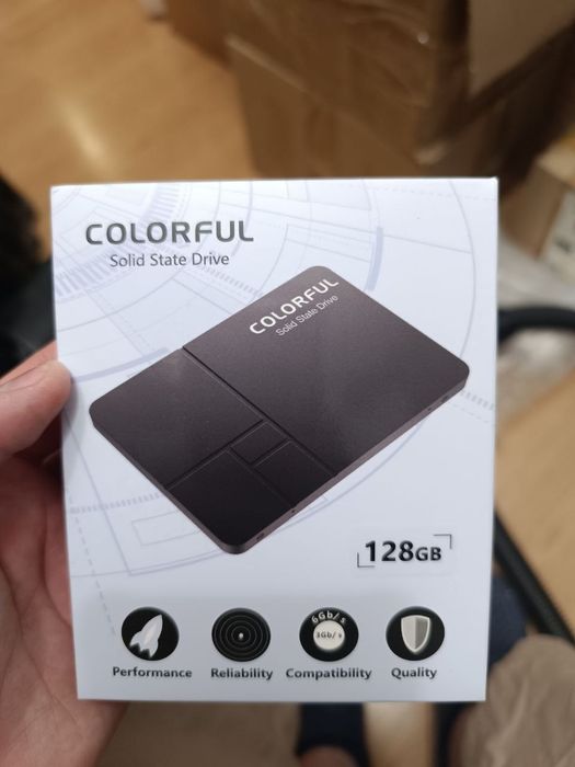 Продам ссд Colorful 128gb новый