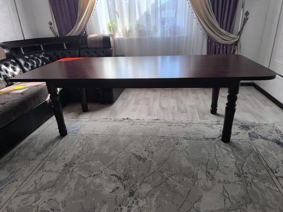 Стол сатылады 5 метр