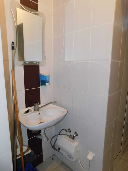 Дава се под наем Офис в Търговище, Център - 12 кв.м за 50 € - Снимка #5