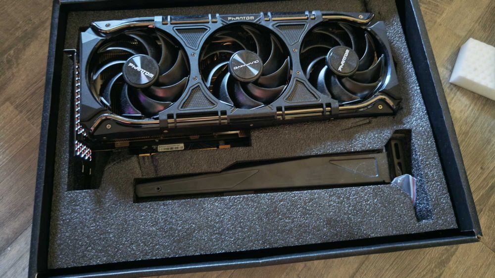 Vand placa video Gainward Phantom RTX 4090 24GB