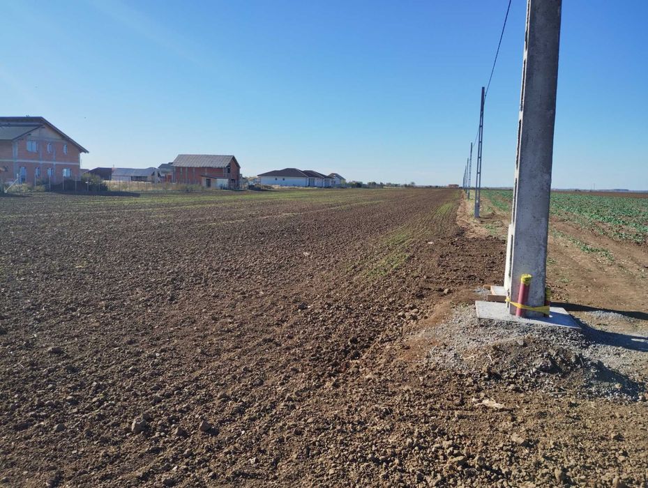 Vând  parcelele in Livada de  Bihor