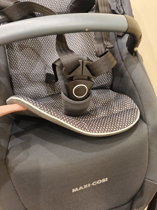 Maxi Cosi Lila CP Black/Gray