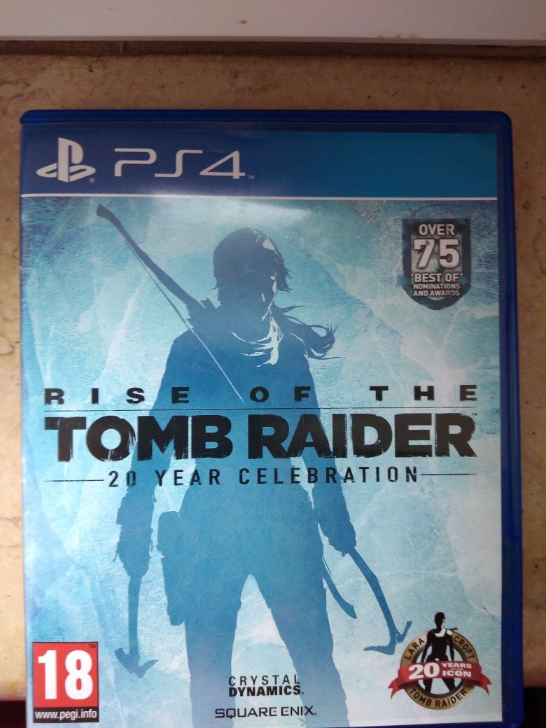 Vând sau schimb joc pt PS 4 Rise of the Tomb Rider