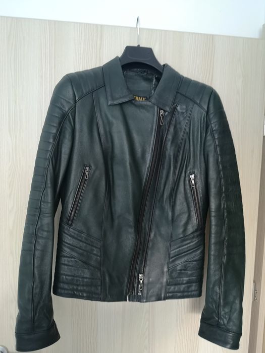 Vând geaca de piele verde