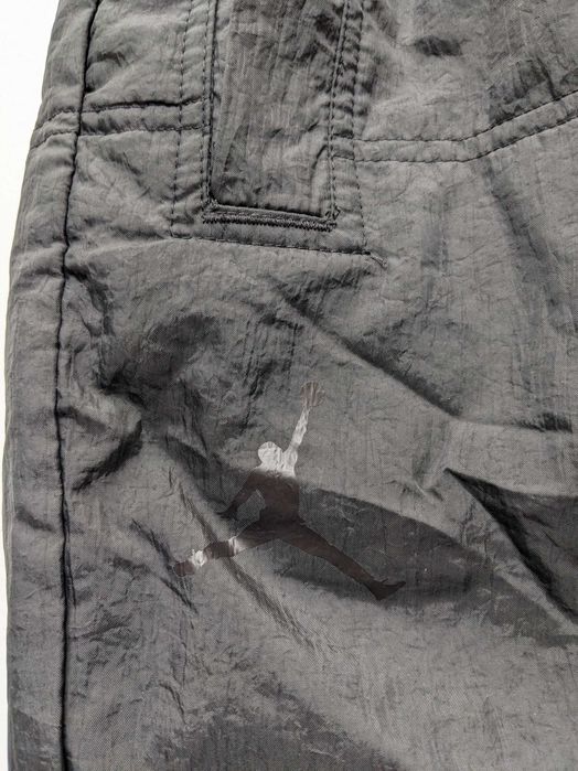 Nike DNA Woven Winter мъжки сиви панталони от Сащ