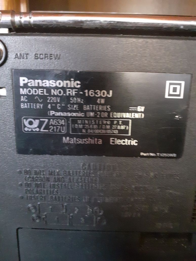Panasonic model RF-1630