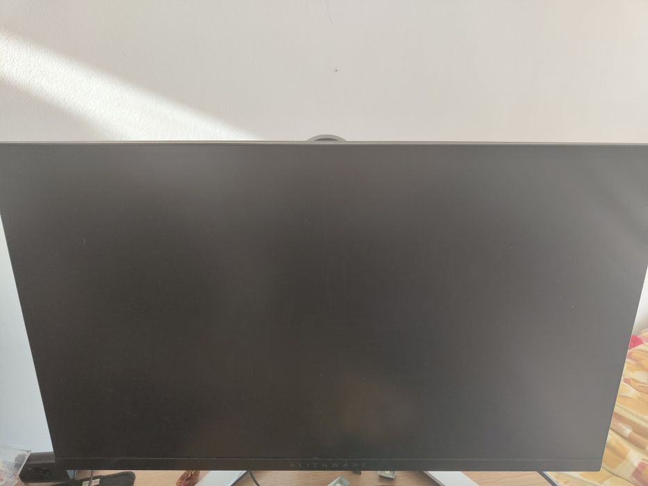 Vand calulator gaming si monitor