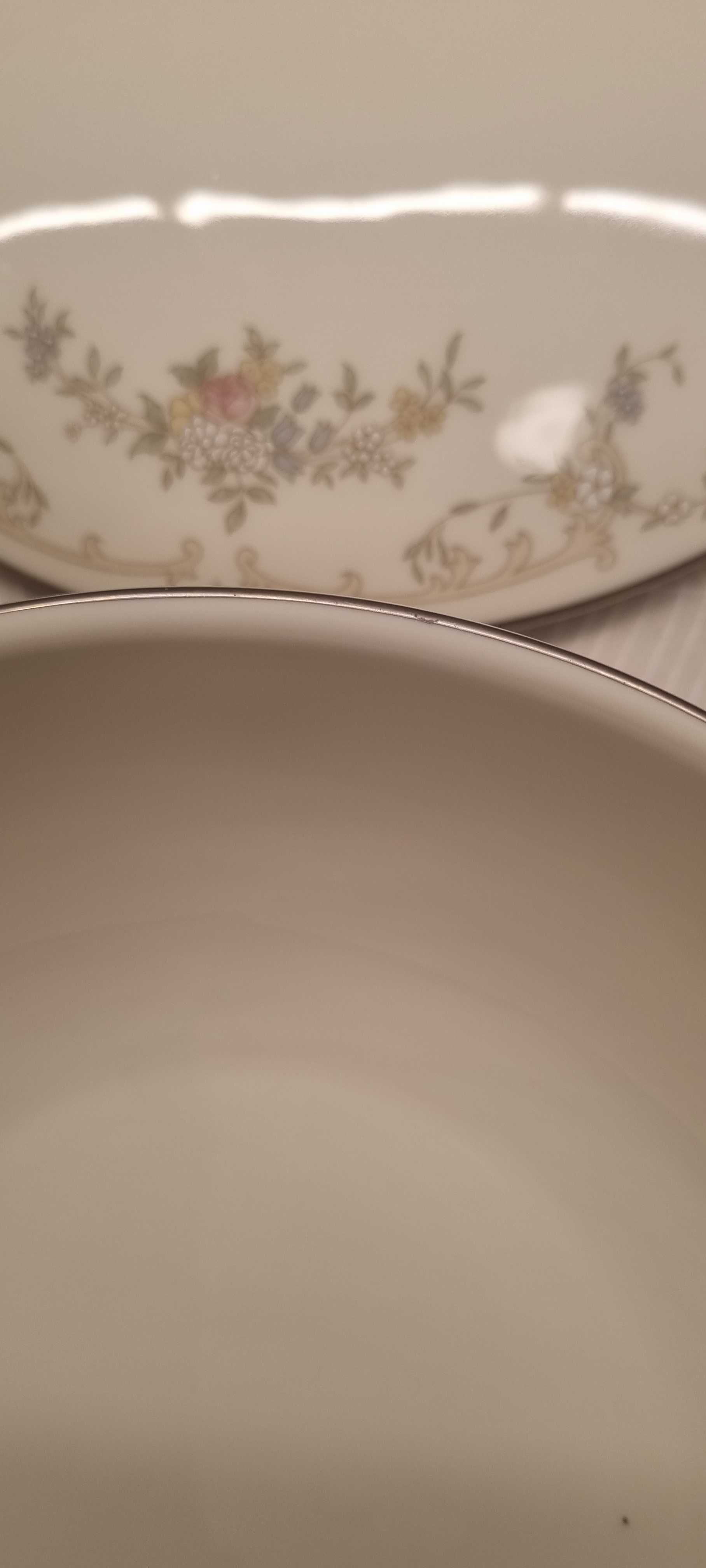 Порцеланов супник, съд за топло сервиране Royal Doulton