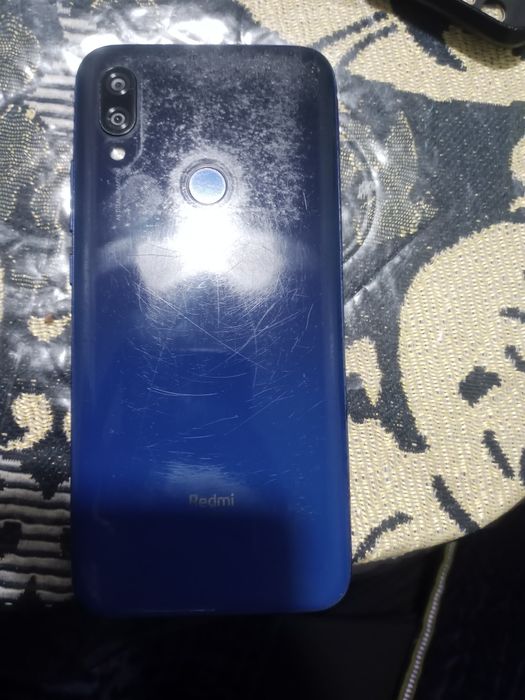 Smartfon Redmi 7