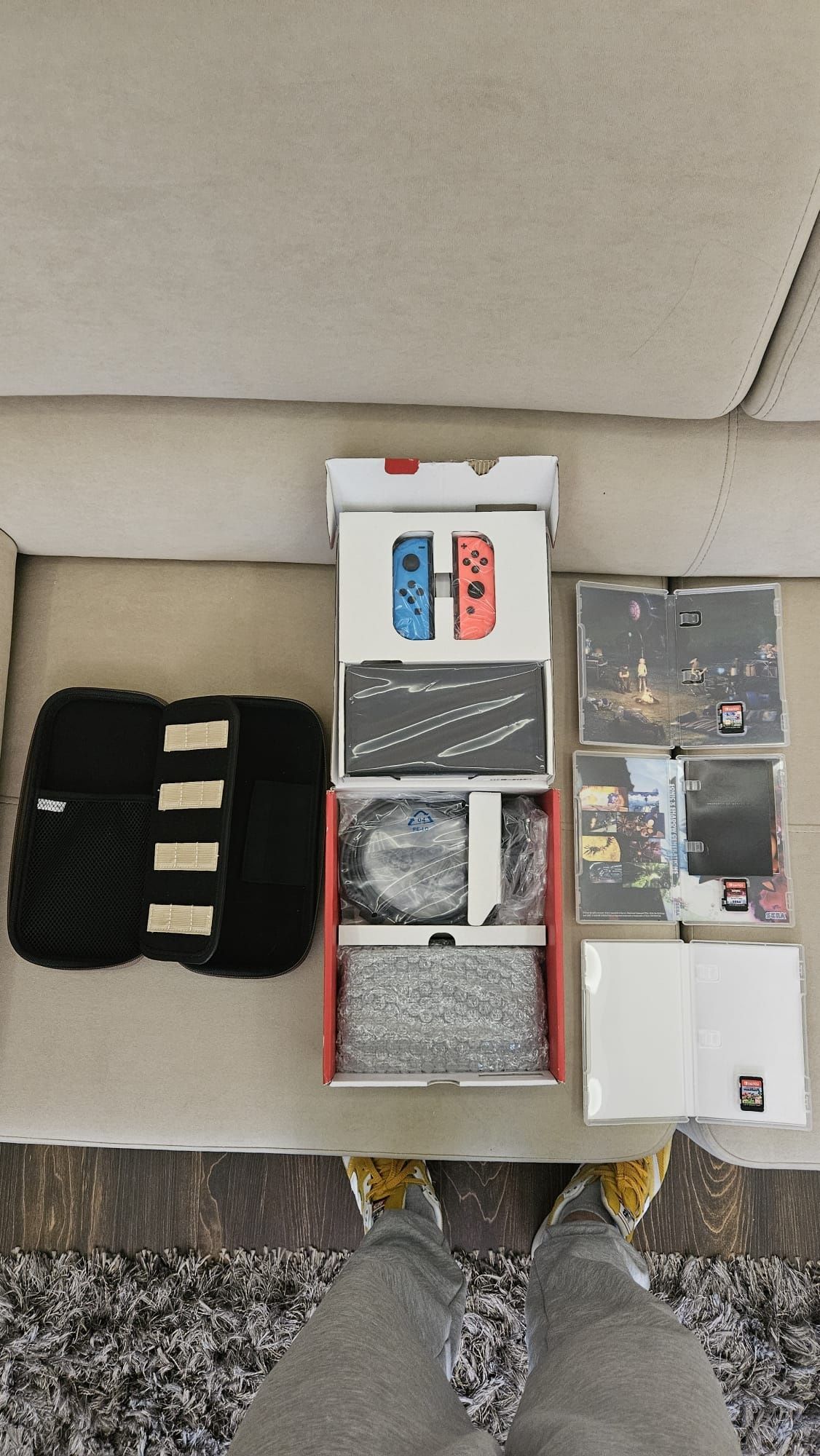 NIntendo Switch Oled Full Box + Jocuri