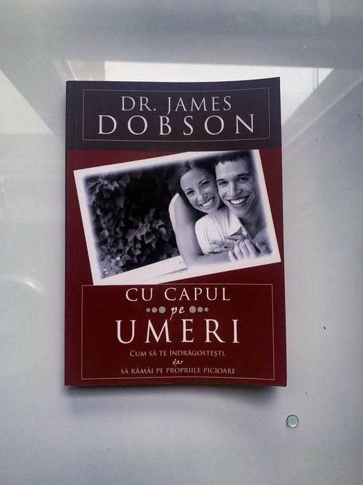 Cu capul pe umeri, Dr. James Dobson