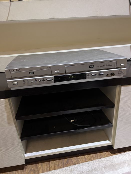 Samsung dvd and vhs