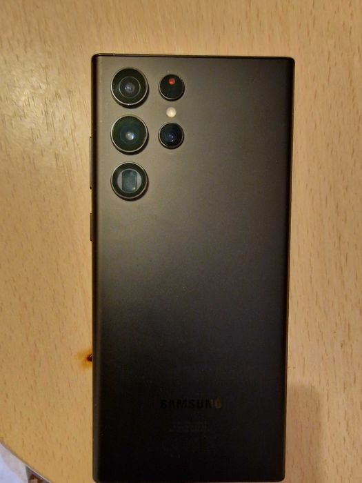 Samsung S22 Ultra 256Gb perfect funtional cu DISPLAY SPART!!!