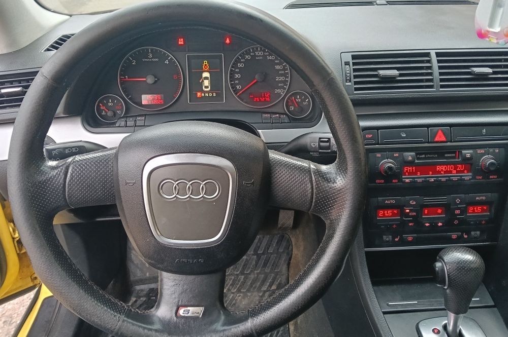 Vand Audi A4 B7 /2.0 D / Automata / S-line