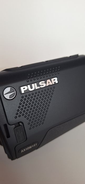 Cameră cu termoviziune Pulsar Axion  XM30, NOUĂ