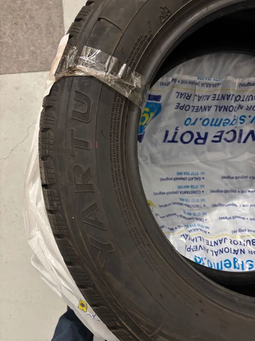 Anvelope iarnă 215/60 R16 1924 stare impecabila