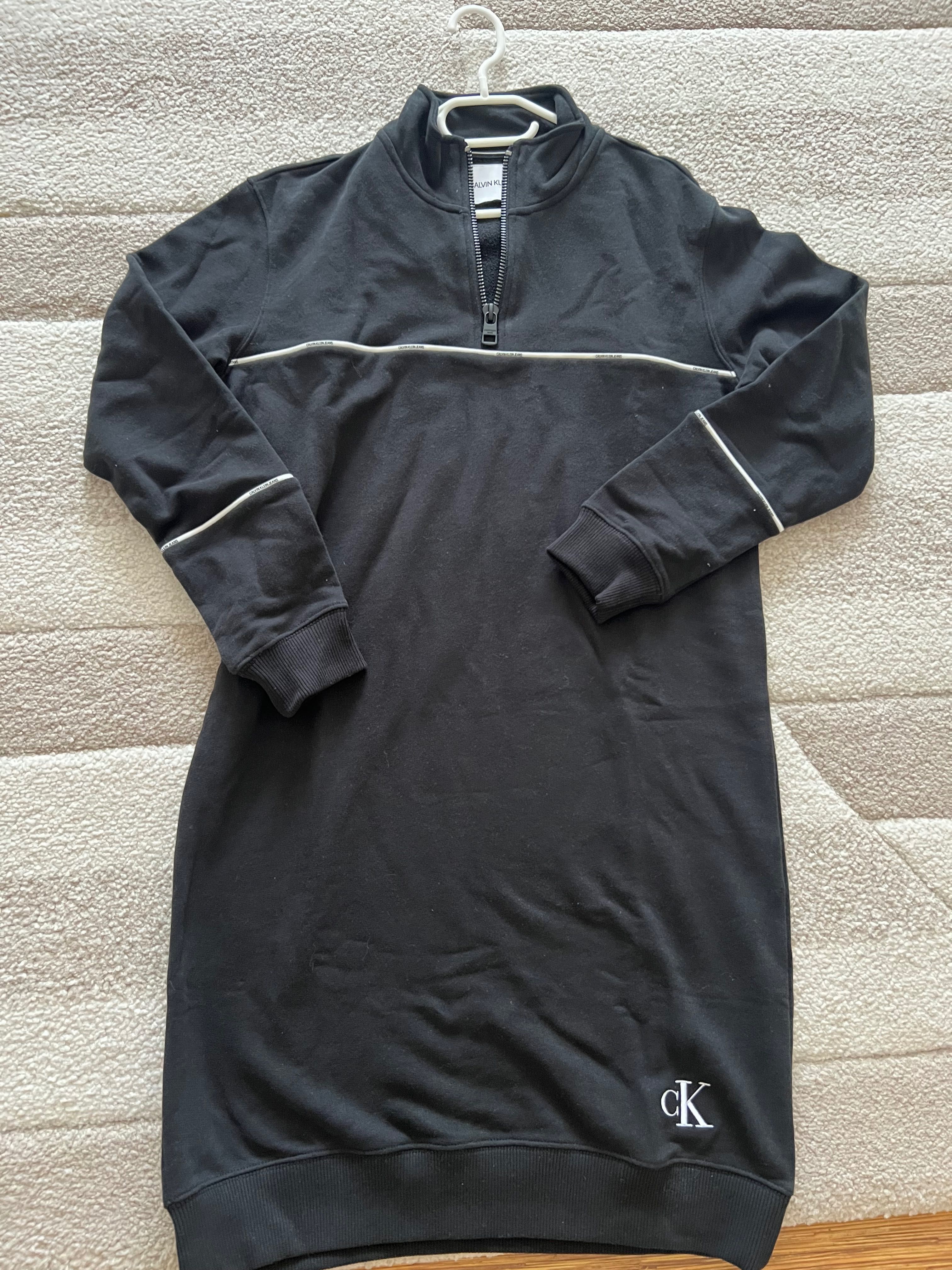 Рокля Calvin Klein XS