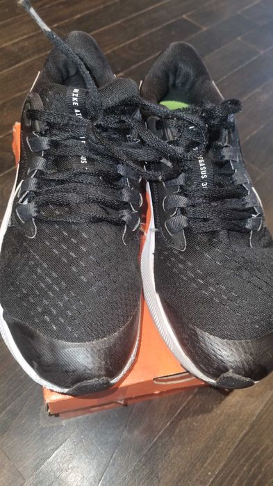 Два чифта маратонки Nike - 36 и 36,5