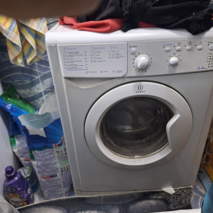 Продаётся стиральная машина Индезит