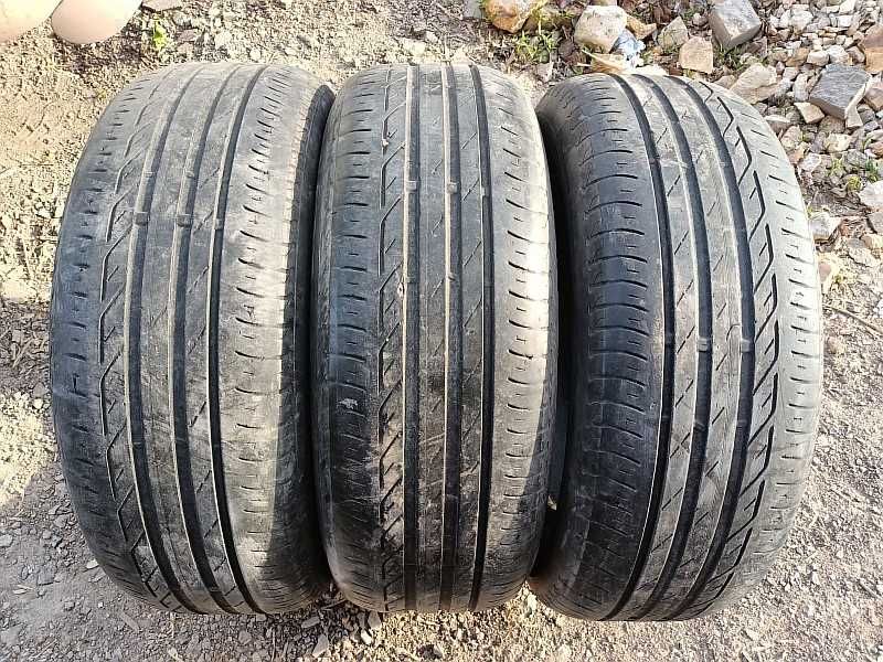 ТРИ шины 205/60 R16 - "Bridgestone Turanza T001" (Япония), летние.