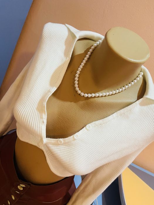 Bluza sexy alba. ….