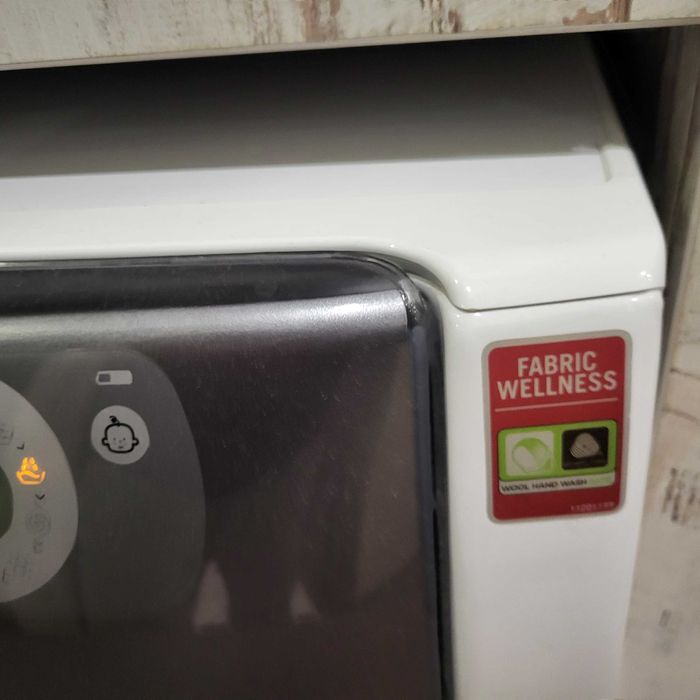 Пералня със сушилня Hotpoint