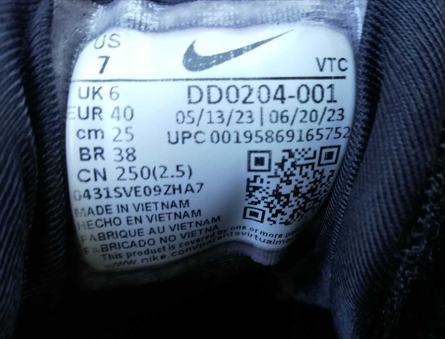 Маратонки на NIKE ном.39