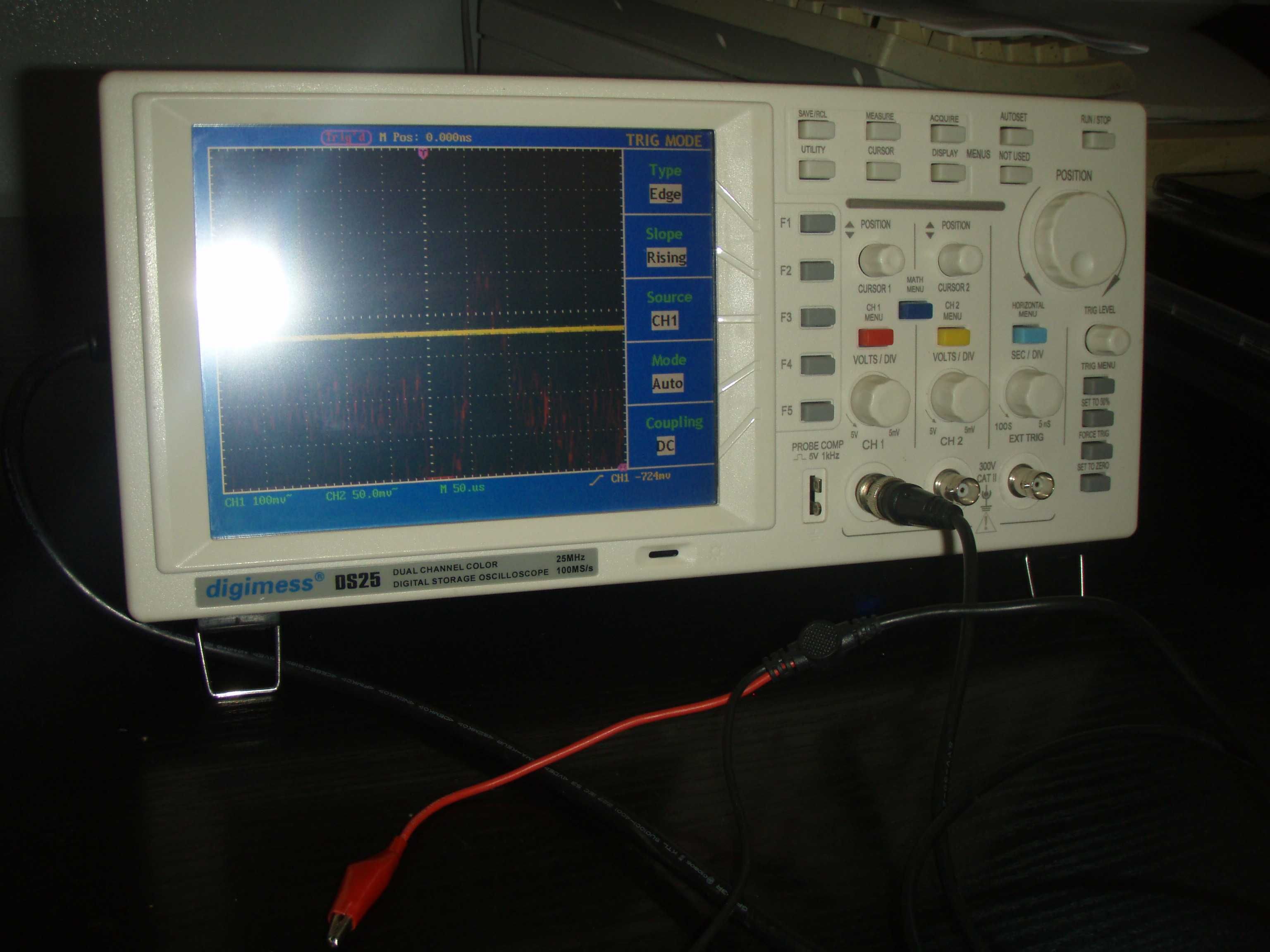 Osciloscop digital color 2 canale 25Mhz 100 MS/s Digimess DS25