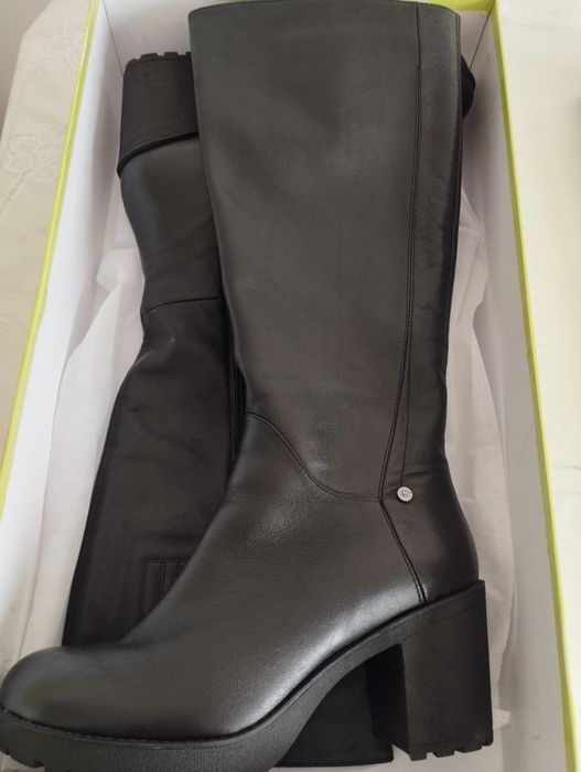 Продам сапоги женские зимние