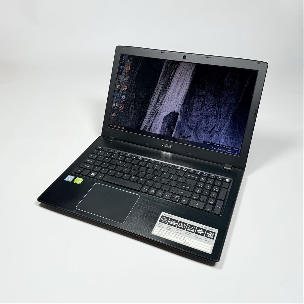Acer Aspire E5-575G/i5-7200U/NVIDIA GeForce 940MX/8GB DDR4/256GB SSD