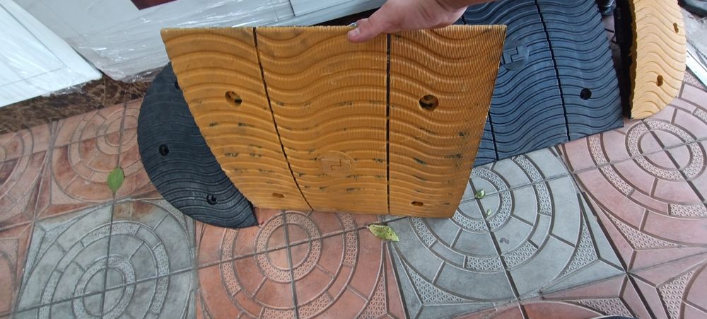 Новый Лежачий Полицейский или дорожные неровности