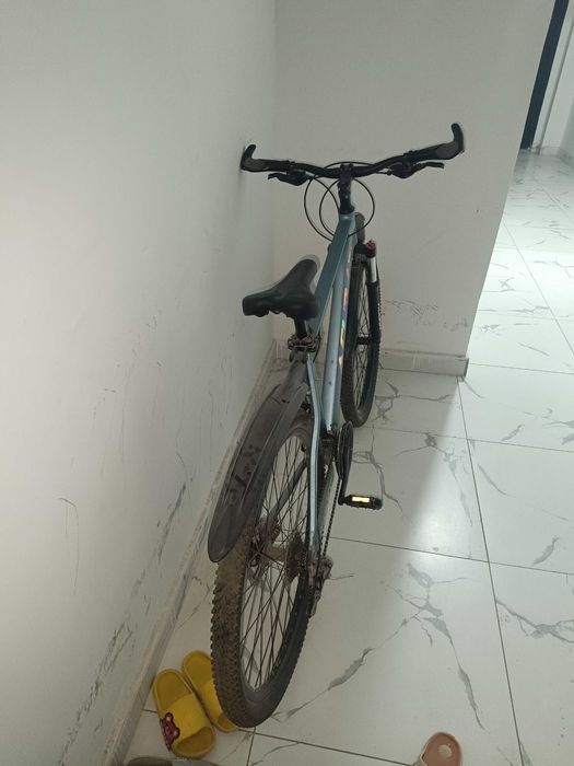 Velosiped yangi. Acura