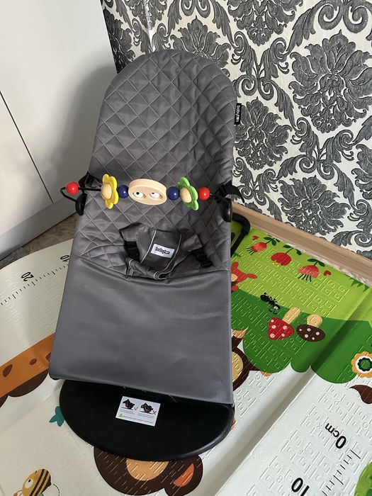 Продам шезлонг детский