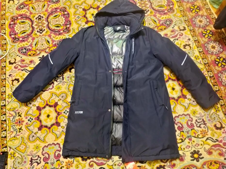 Куртка зимняя  мужская новая Nike