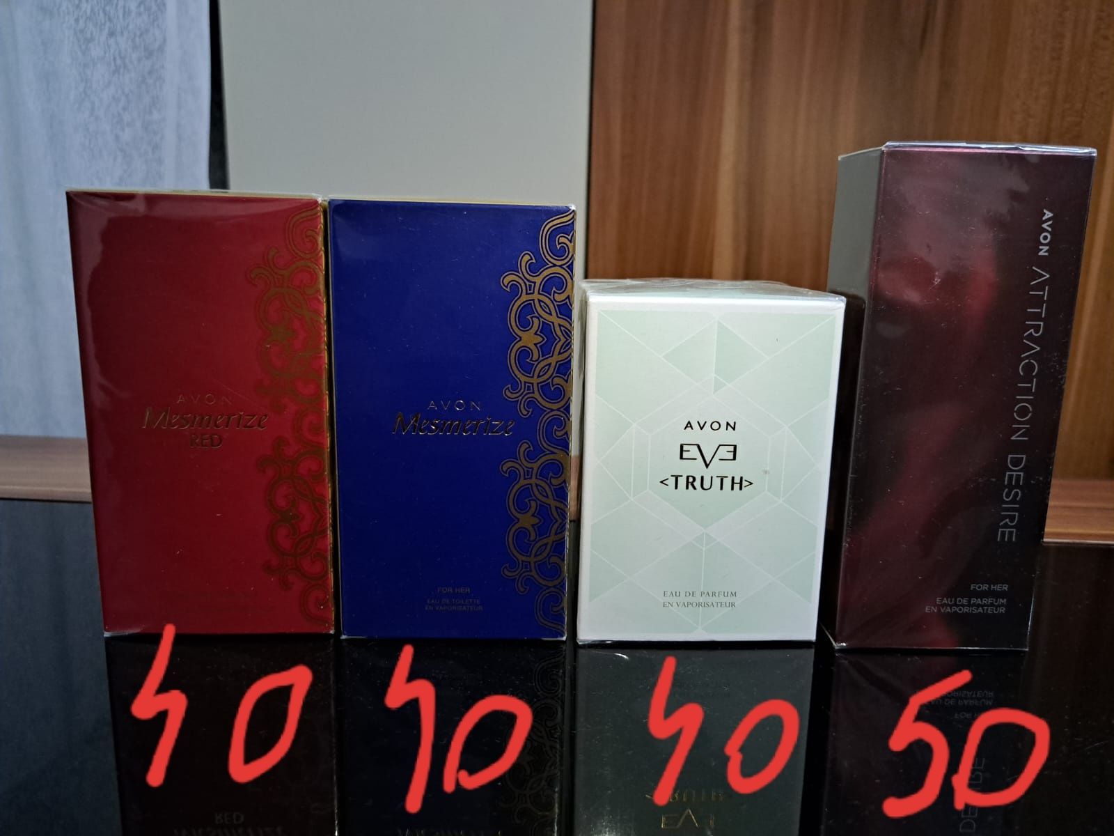 Parfumuri dama Avon si Oriflame