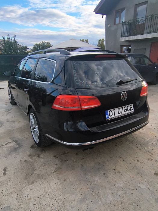 Vând Volkswagen Passat b7 variant