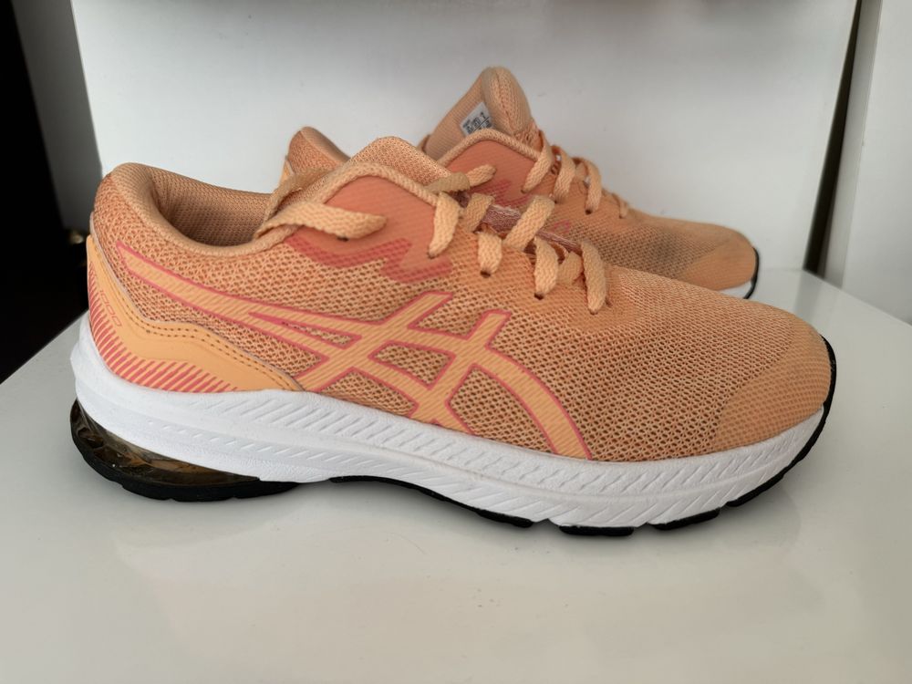 Детски маратонки Asics 37 1/2