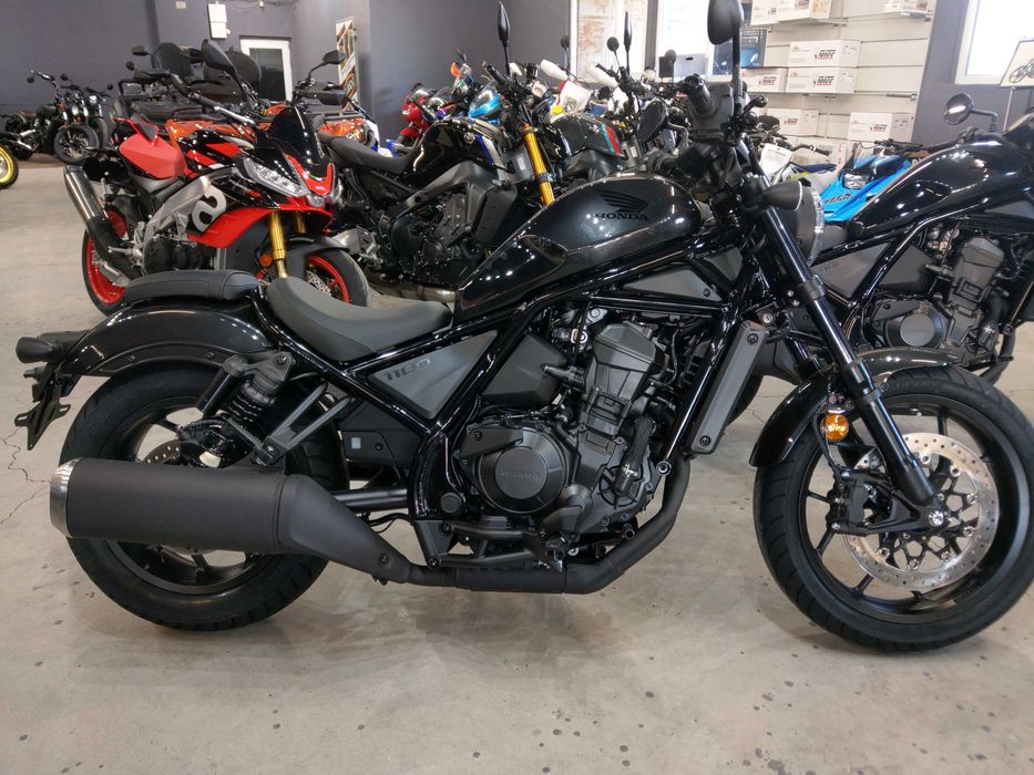 Honda Rebel CMX 1100 2025 Manual nou Honda Constanta
