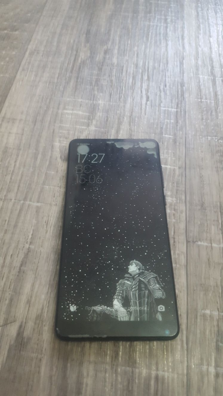 Обменяю mi mix 2s в нормальном состоянии