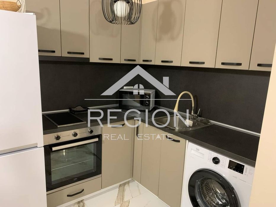 Дава се под наем Двустаен апартамент в Варна, Аспарухово - 50 кв.м за 341.7 € - Снимка #1