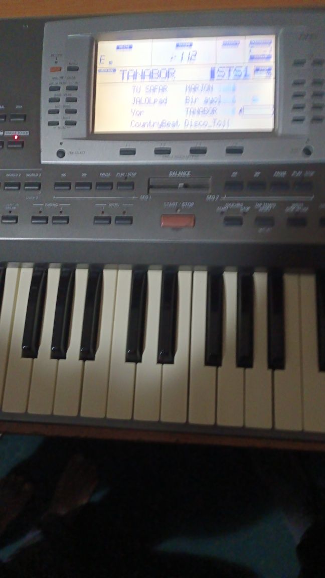 Korg pa 60 sotiladi