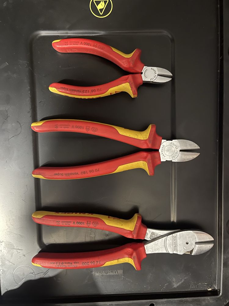 3 sficuri knipex