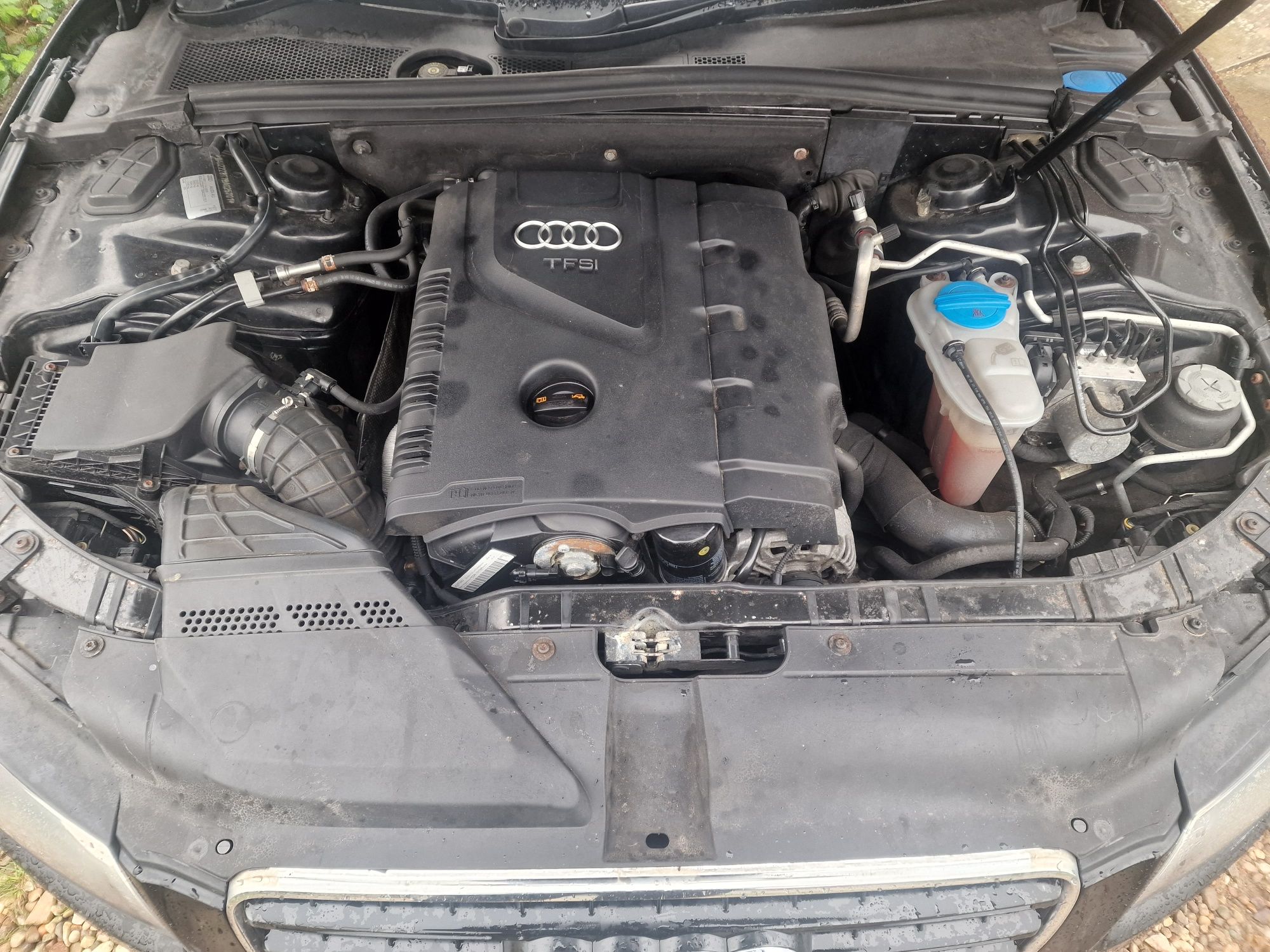 Dezmembrez Audi A5 2.0tfsi,2.7tdi