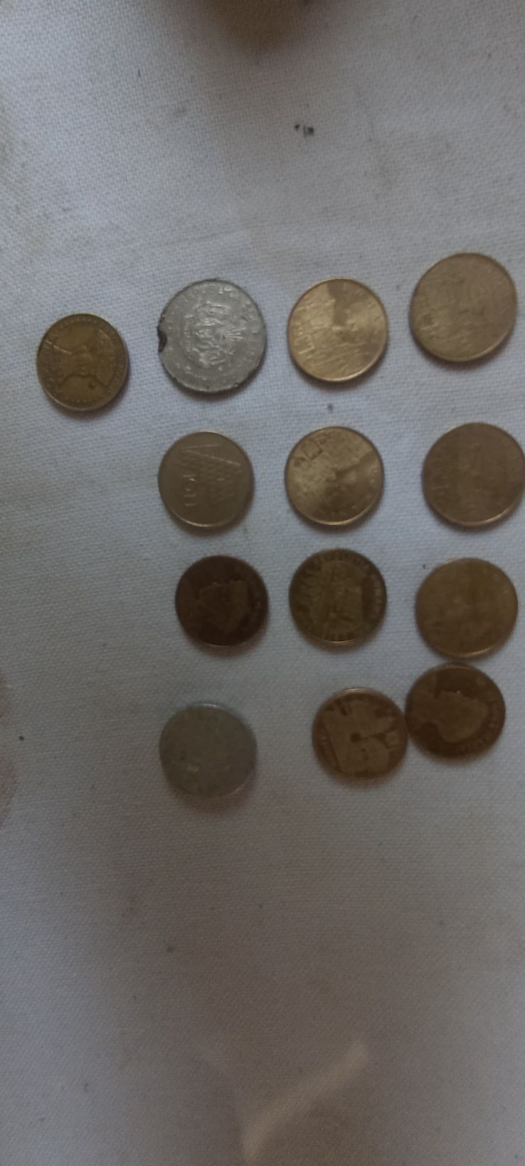Monezi vechi pentru colecționari